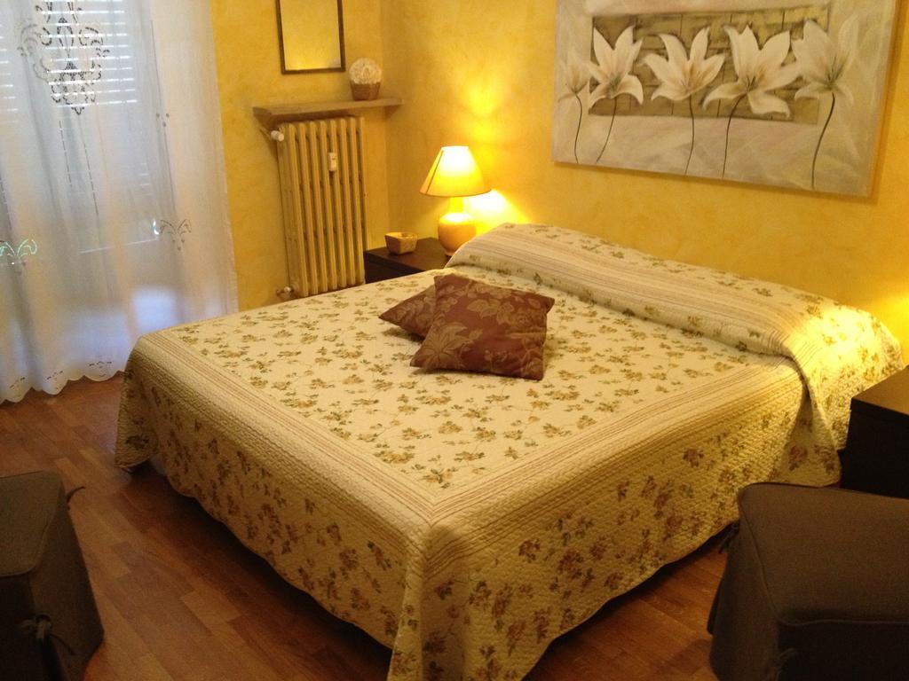 Appartamenti Del Corso Кунео Номер фото